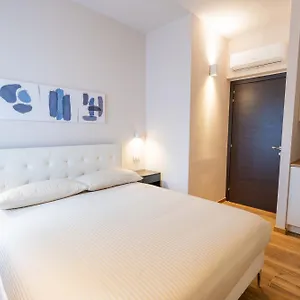 palmanova-suites.it-lombardy.com/