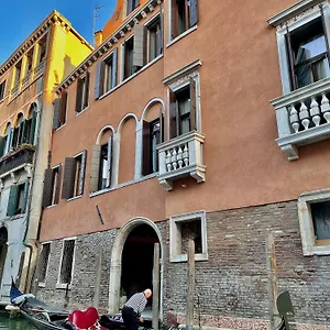 consul-palace.hotelinveneto.com/